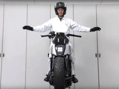 Motos autônomas: as motos que ficam em pé sozinhas