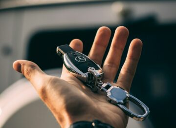 30 mil reais: quais carros comprar com esse valor?